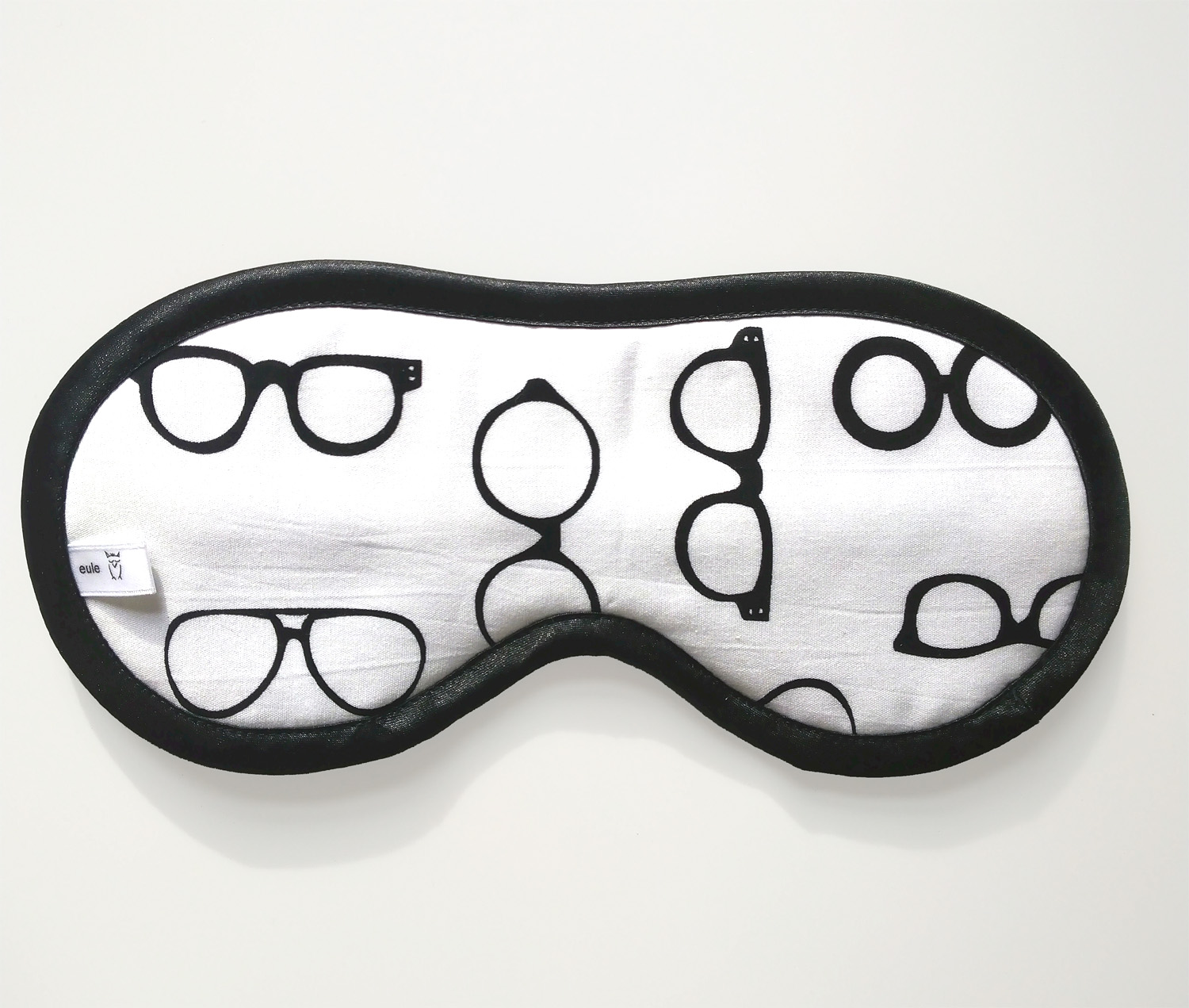 schlafbrille aus weicher baumwolle mit brillen