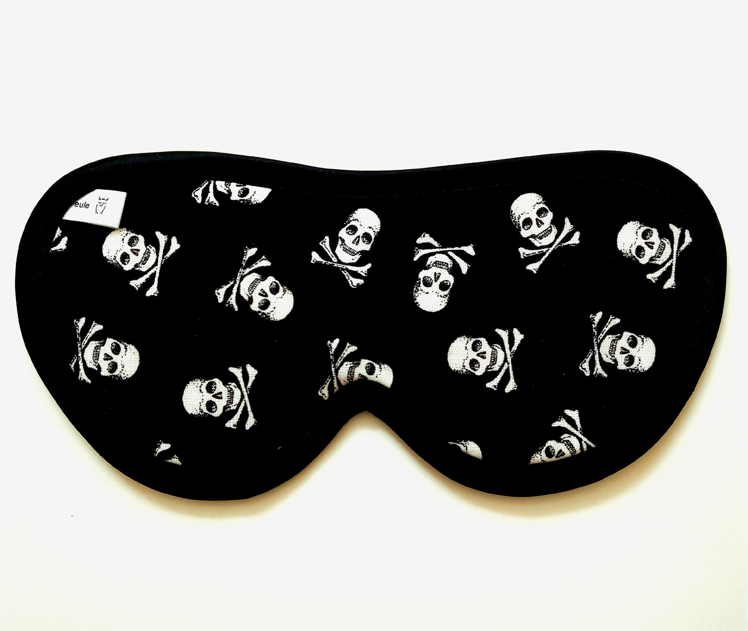 schlafbrille für männer mit totenköpfen